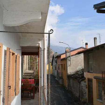 Tata Carota Apartament